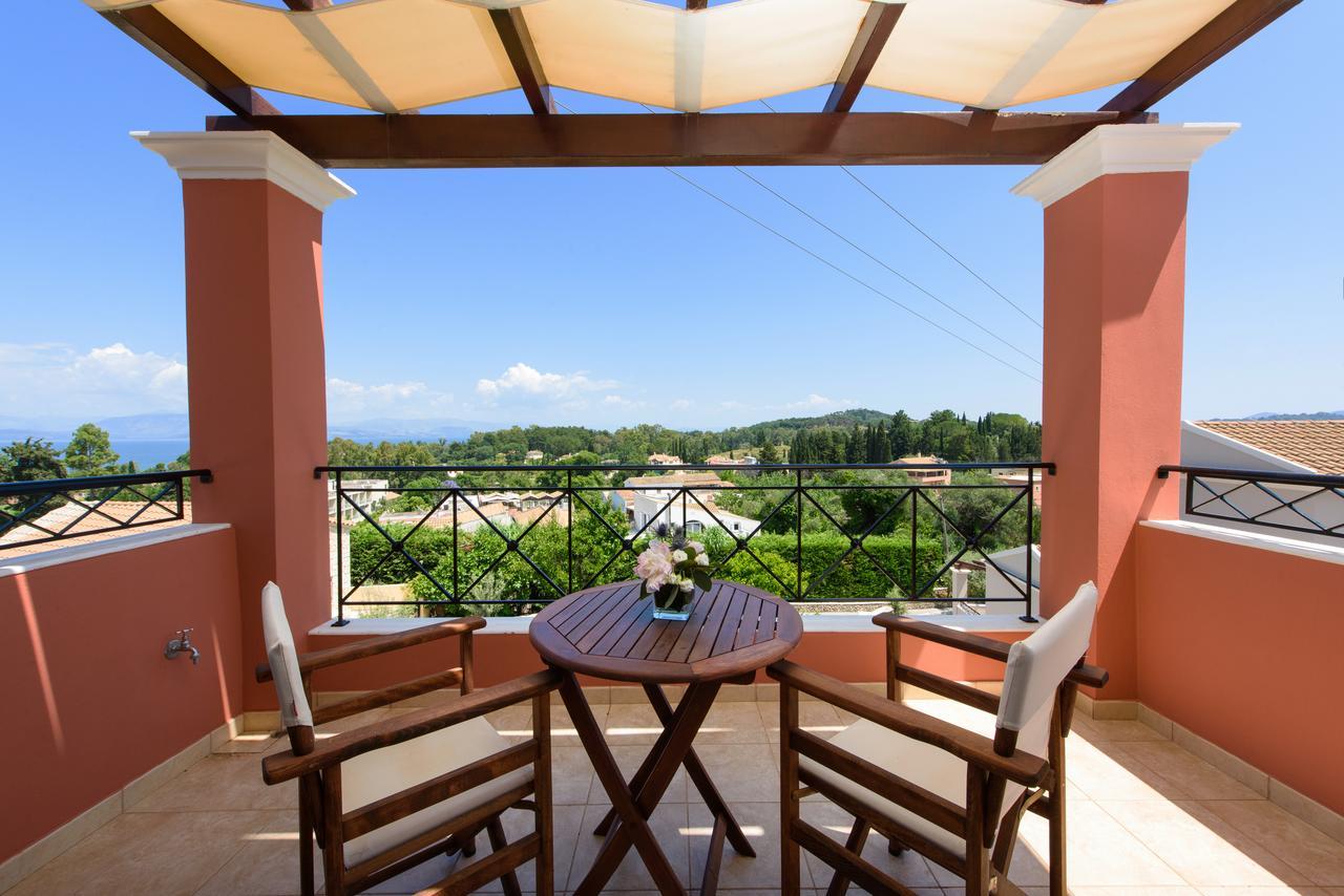 Tesori Villa Dassia (Corfu)